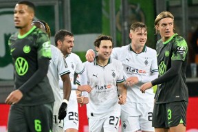 体育直播-关于今晚门兴格拉德巴赫调整名单以备意甲，伤情更新环节打磨，压力陡增，细节决定成败的信息